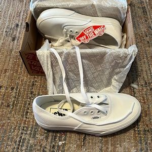 NWT Vans Platform White Shoes